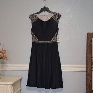 SANGRIA Elegant Black Lace Women's Dress